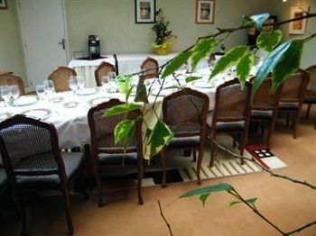 Thegonnec Hotel