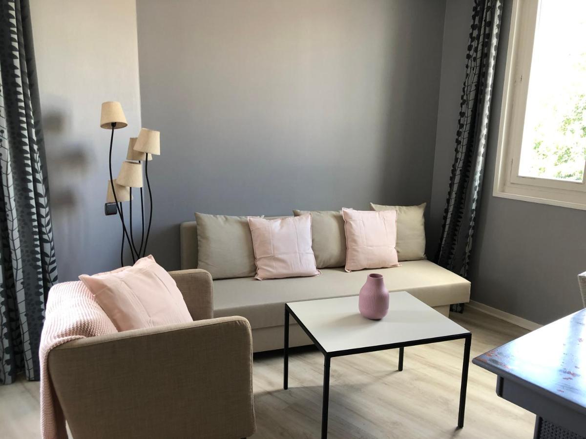 Thegonnec Hotel