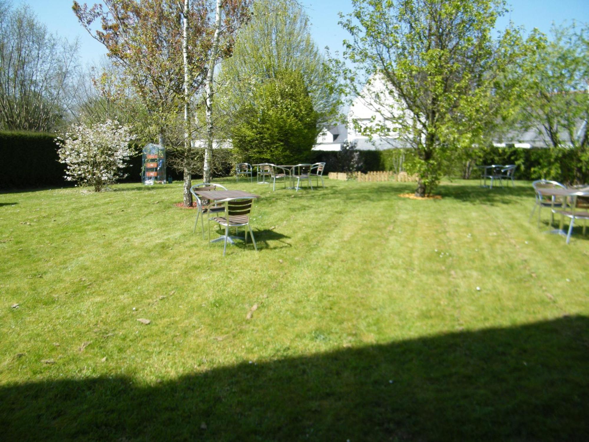 Thegonnec Hotel