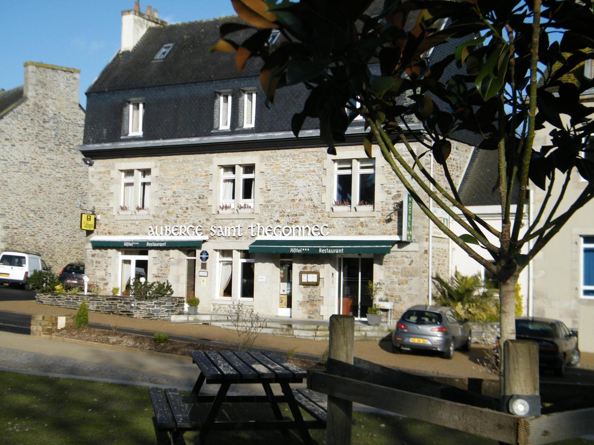 Hotel Thegonnec 3*