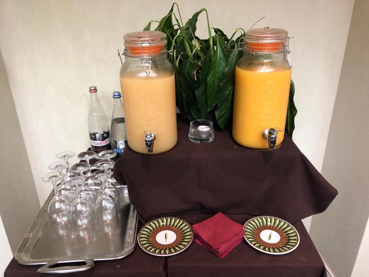 Hotel Thegonnec 3*